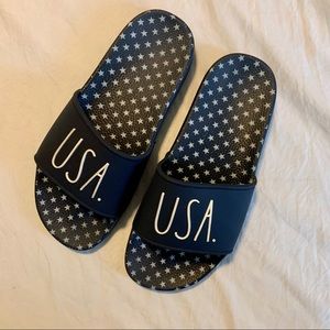 Rae Dunn USA Slides size 7